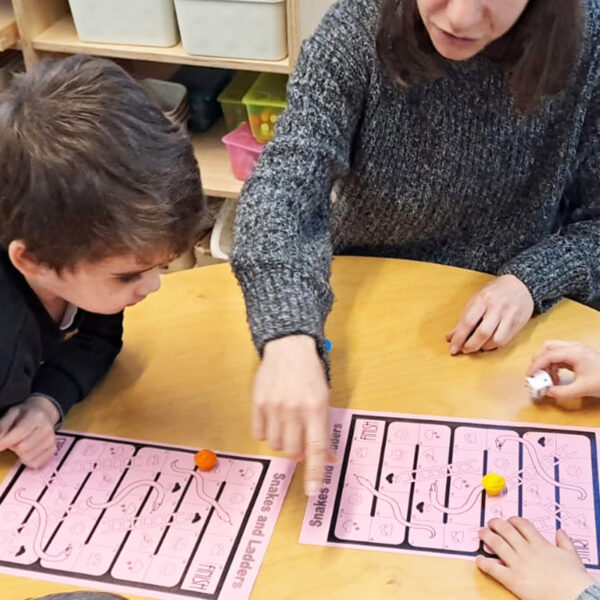 L’auxiliar de conversa d’Educació Infantil, anglès en un context pràctic i immersiu