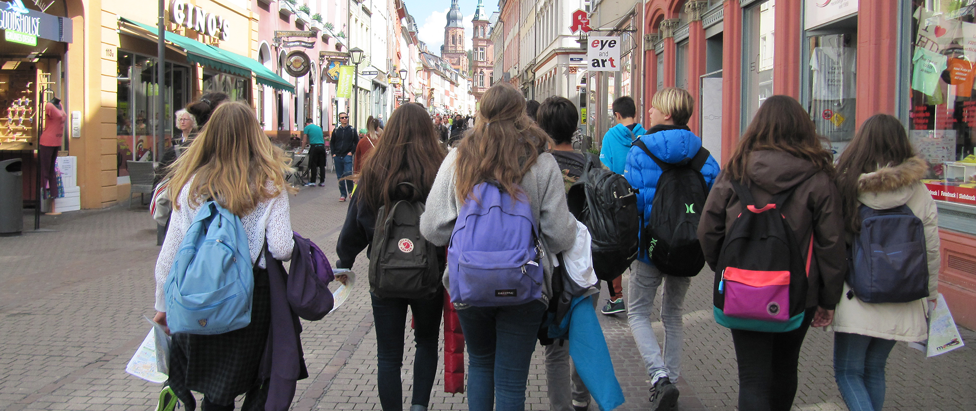 Estades i intercanvis lingüístics Estades i intercanvis lingüístics