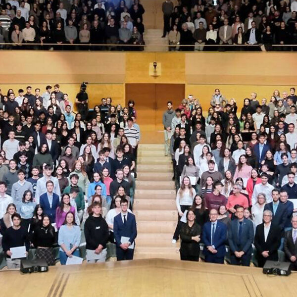 Acompanyem els 11 alumnes de Batxillerat amb Distinció PAU 2025