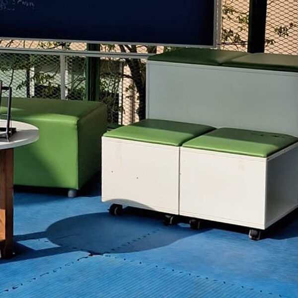 Aquesta setmana hem inaugurat el Girem Full. Llibres contra el càncer!